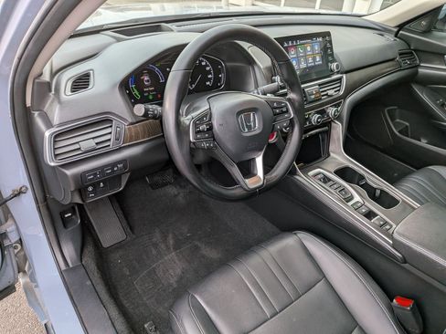 Used 2021 Honda Accord Touring image 16