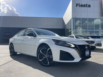 Certified 2023 Nissan Altima 2.5 SR