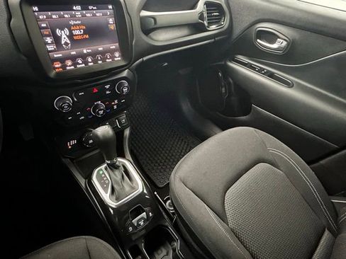 Used 2022 Jeep Renegade Altitude w/ Convenience Group image 25