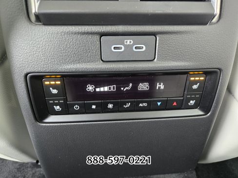 Certified 2025 MAZDA CX-90 3.3 Turbo S w/ Premium Plus image 12