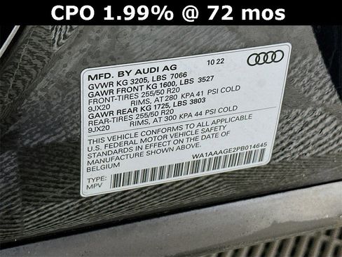 Used 2023 Audi e-tron Premium image 27