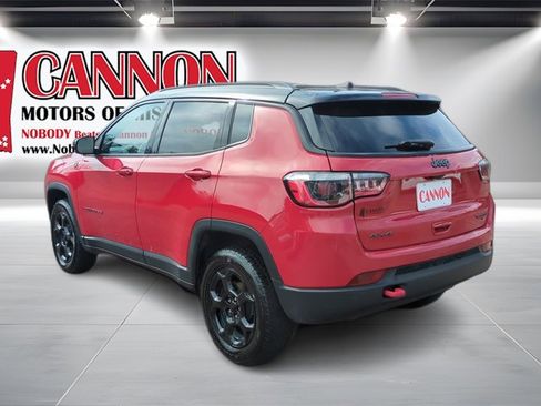 Used 2024 Jeep Compass Trailhawk image 7