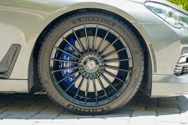Used 2017 BMW ALPINA B7 xDrive AWD/4WD image 35