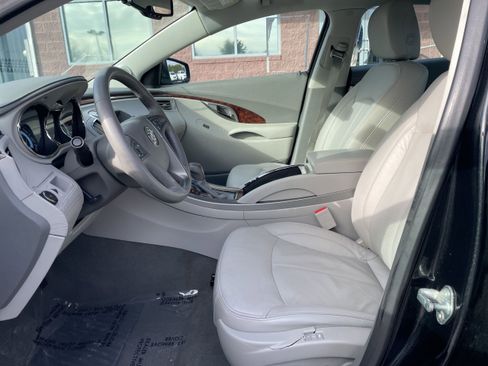 Used 2012 Buick LaCrosse Premium image 11
