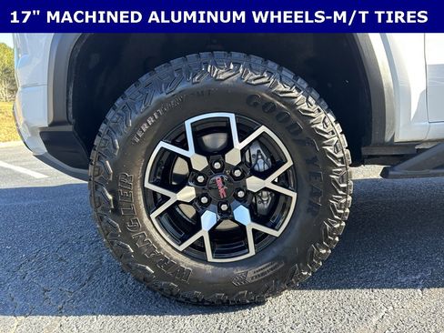 Used 2024 GMC Canyon AT4X image 8