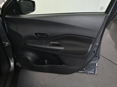 Used 2025 Nissan Kicks Play S FWD image 17