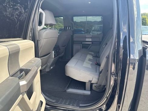 Used 2022 Ford F350 XLT w/ Black Appearance Package AWD/4WD image 15
