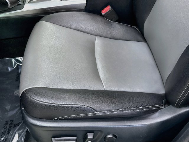 Used 2018 Toyota 4Runner SR5 Premium AWD/4WD image 19