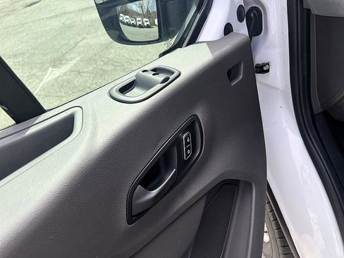 Used 2024 Ford Transit 150 Base image 10