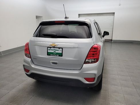 Used 2020 Chevrolet Trax LS w/ Tint and Cruise Package FWD image 7