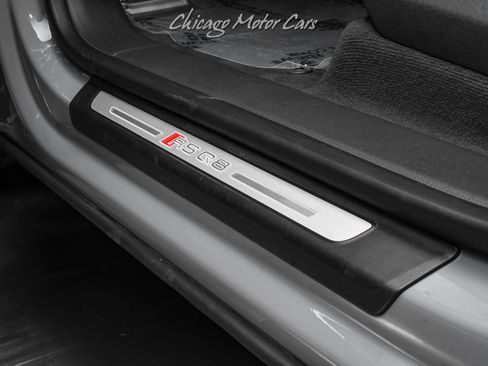 Used 2023 Audi RS Q8 4.0T Quattro Black Optic Exec w/ Black Optic Package image 31