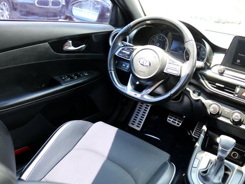 Used 2021 Kia Forte GT-Line image 34