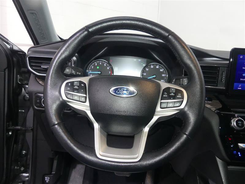 Used 2023 Ford Explorer Limited RWD image 31