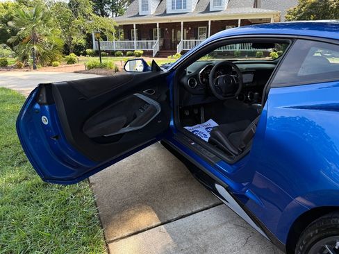 Used 2017 Chevrolet Camaro ZL1 RWD image 42