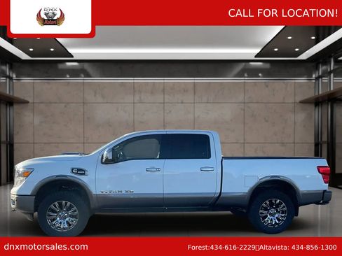 Used 2019 Nissan Titan Platinum Reserve w/ Platinum Utility Package image 2
