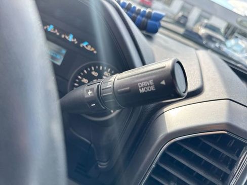 Used 2019 Ford F150 XLT image 19