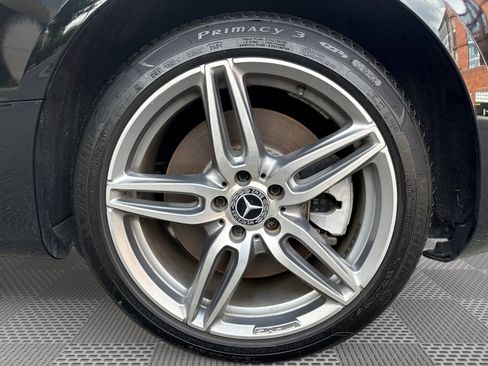 Used 2018 Mercedes-Benz E 400 4MATIC Coupe image 29