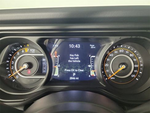 Used 2025 Jeep Gladiator Rubicon image 20