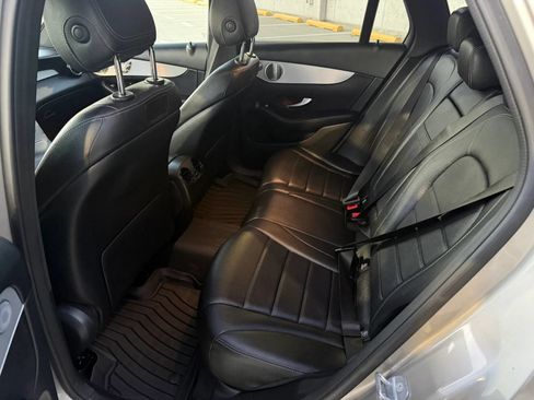 Used 2019 Mercedes-Benz GLC 300 4MATIC image 36