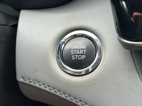 Used 2022 Toyota Highlander Limited image 31