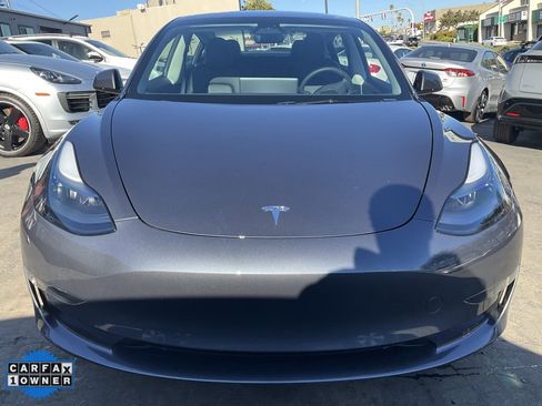Used 2023 Tesla Model 3 Standard Range image 2