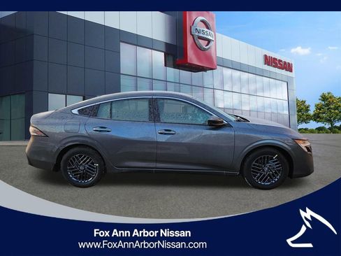 New 2026 Nissan Sentra SV w/ SV Convenience Package FWD image 6