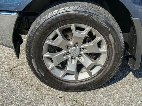 Used 2019 Nissan Frontier SL AWD/4WD image 16