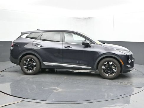 Used 2026 Kia Sportage LX FWD image 4