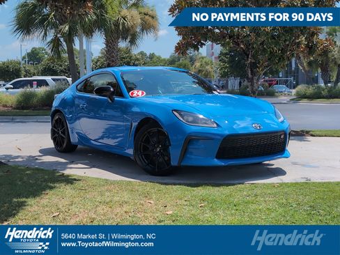 Used 2024 Toyota GR86 Premium RWD image 1