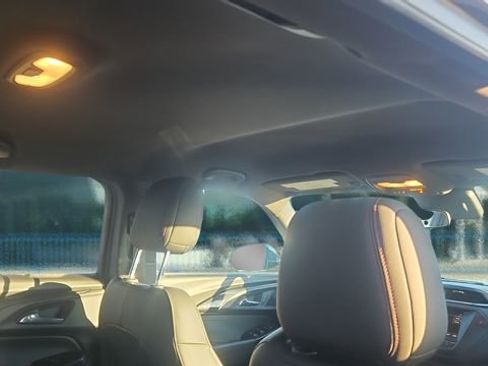 Used 2023 Chevrolet TrailBlazer RS image 16