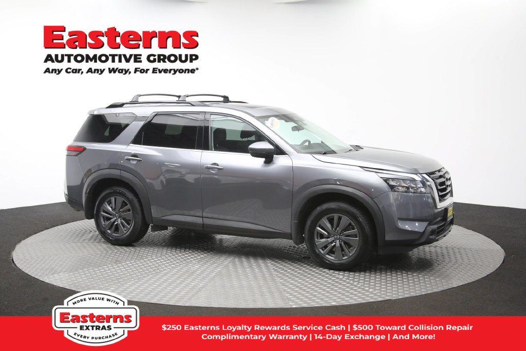 Used 2023 Nissan Pathfinder SV w/ SV Premium Package AWD/4WD image 52