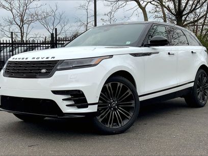 New 2026 Land Rover Range Rover Velar Dynamic SE