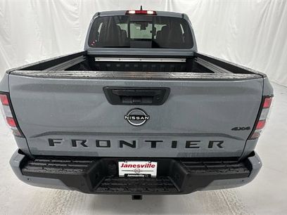 New 2026 Nissan Frontier SV w/ SV Convenience Package