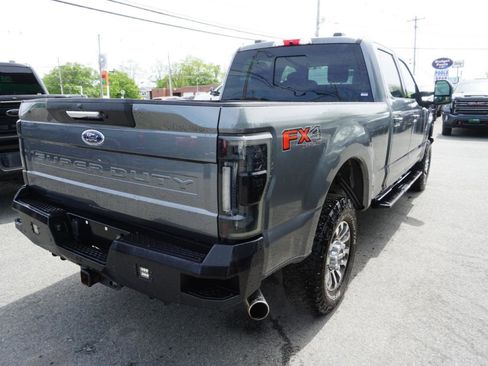 Used 2022 Ford F350 Lariat AWD/4WD image 8