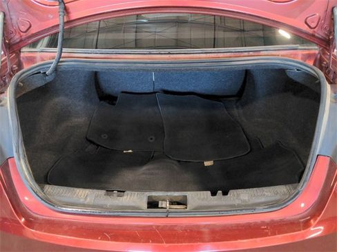 Used 2014 Ford Taurus Limited image 7