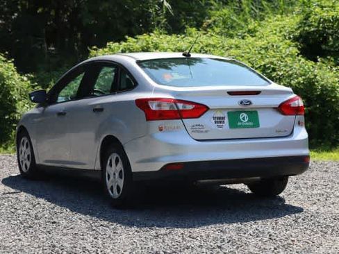 Used 2012 Ford Focus S image 4
