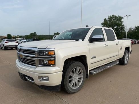 Used 2014 Chevrolet Silverado 1500 High Country w/ High Country Premium Package AWD/4WD image 8