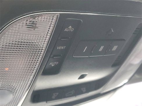 Used 2024 Dodge Durango R/T image 32