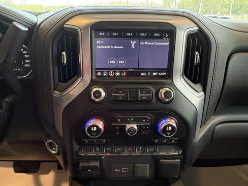 Used 2019 GMC Sierra 1500 SLT w/ SLT Premium Package AWD/4WD image 19