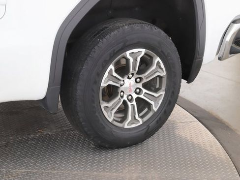 Used 2020 GMC Sierra 1500 SLT image 14