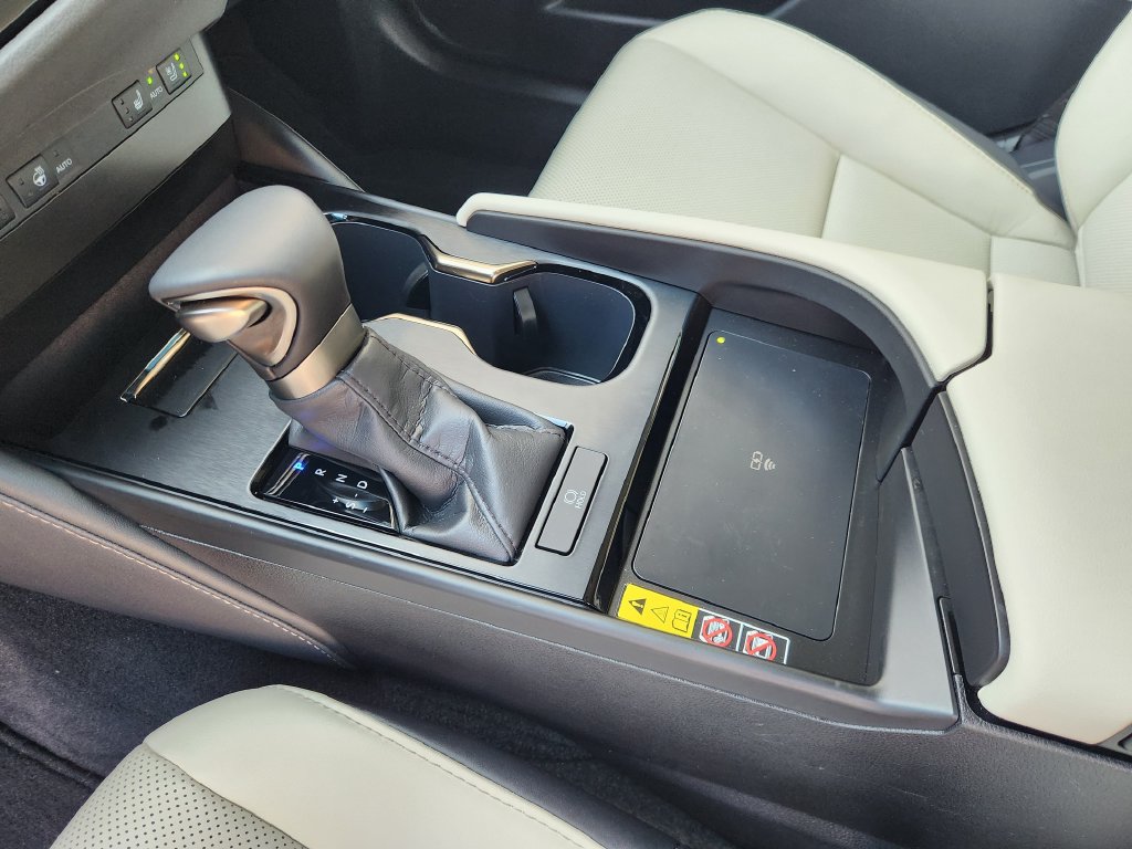Certified 2025 Lexus ES 350 w/ Premium Package FWD image 19