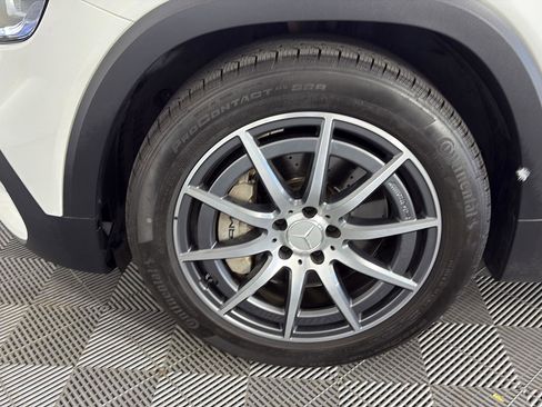 Used 2023 Mercedes-Benz GLB 35 AMG 4MATIC image 18