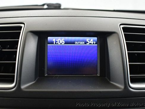 Used 2012 Toyota Highlander Limited w/ Tow Pkg image 41