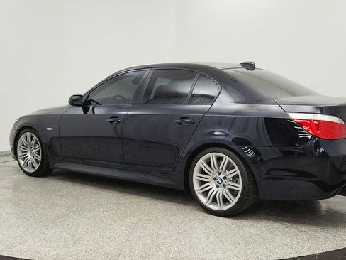Used 2010 BMW 550i Sedan image 3