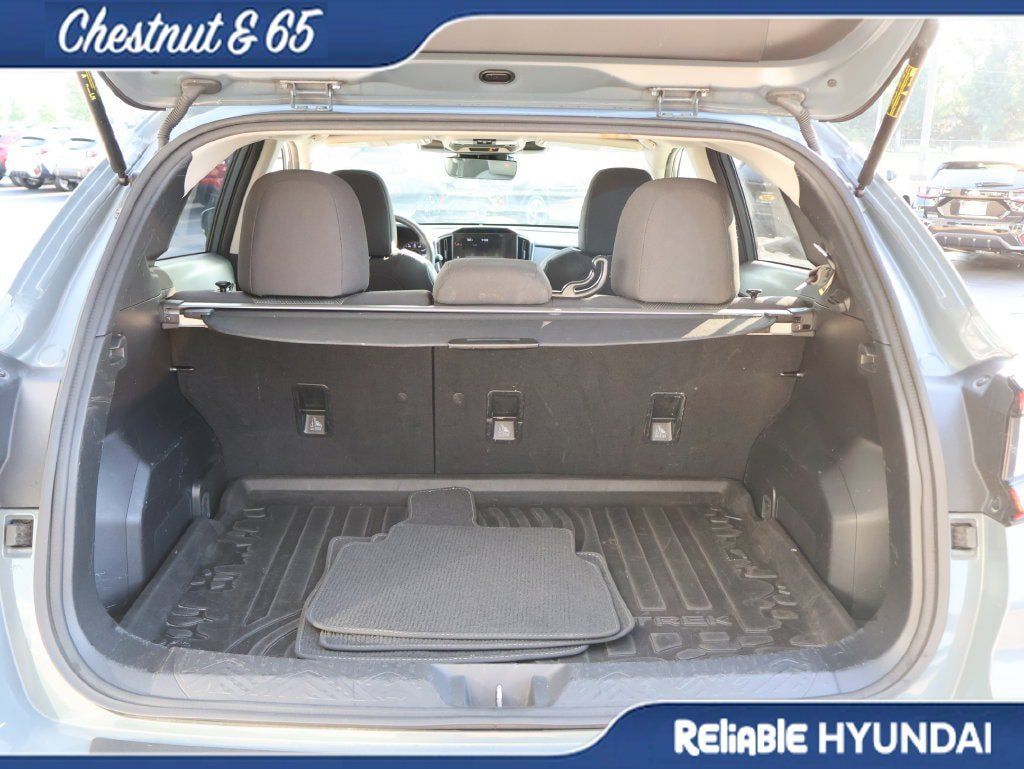 Used 2024 Subaru Crosstrek 2.0i Premium AWD/4WD image 14