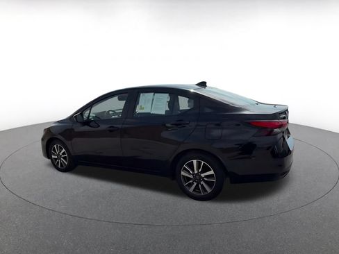 Used 2025 Nissan Versa SV FWD image 8