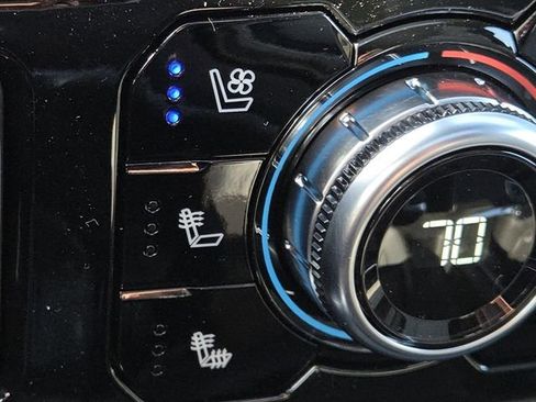 New 2026 GMC Sierra 1500 SLT w/ SLT Premium Plus Package image 8