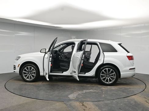 Used 2017 Audi Q7 3.0T Prestige image 55