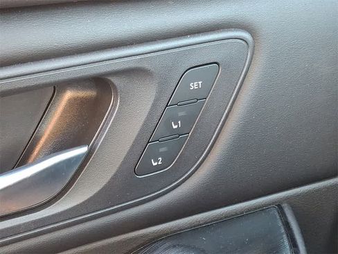 Used 2024 Nissan Rogue SL w/ SL Premium Package image 24