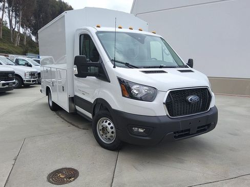 New 2025 Ford Transit 350 w/ Exterior Upgrade Package RWD image 29